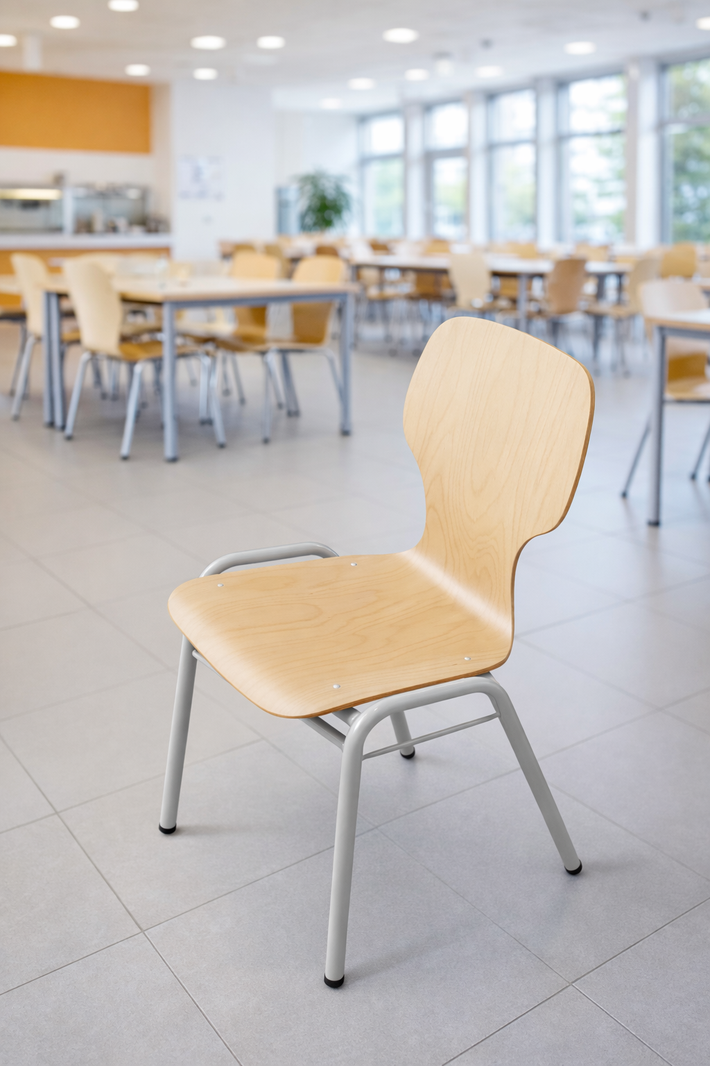 Sonderposten: 16 x Stapelstühle neu/unbenutzt